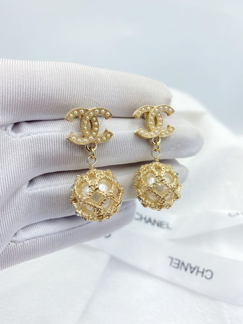 Ch**el earrings